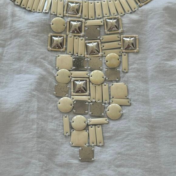 BCBG MAXAZARIA White Linen Neutral Embellishments Tank Top Blouse Women’s Sz L - Picture 3 of 9